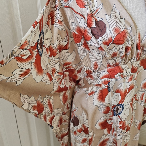 Aakaa Kimono Dress - Picture 3 of 13